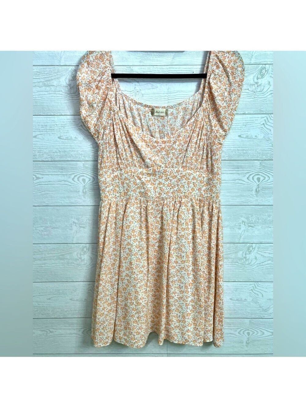 Altar’d State Women’s Peach Floral Mini Dress. Size L